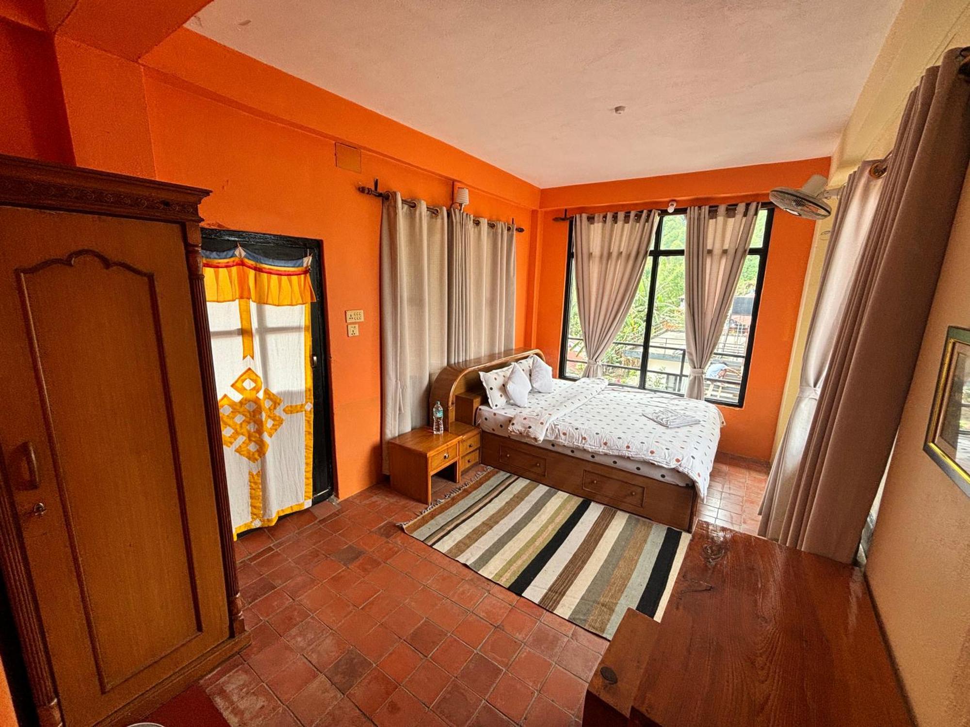 Hotel Siddhartha Garden Ayurveda Pokhara Zewnętrze zdjęcie
