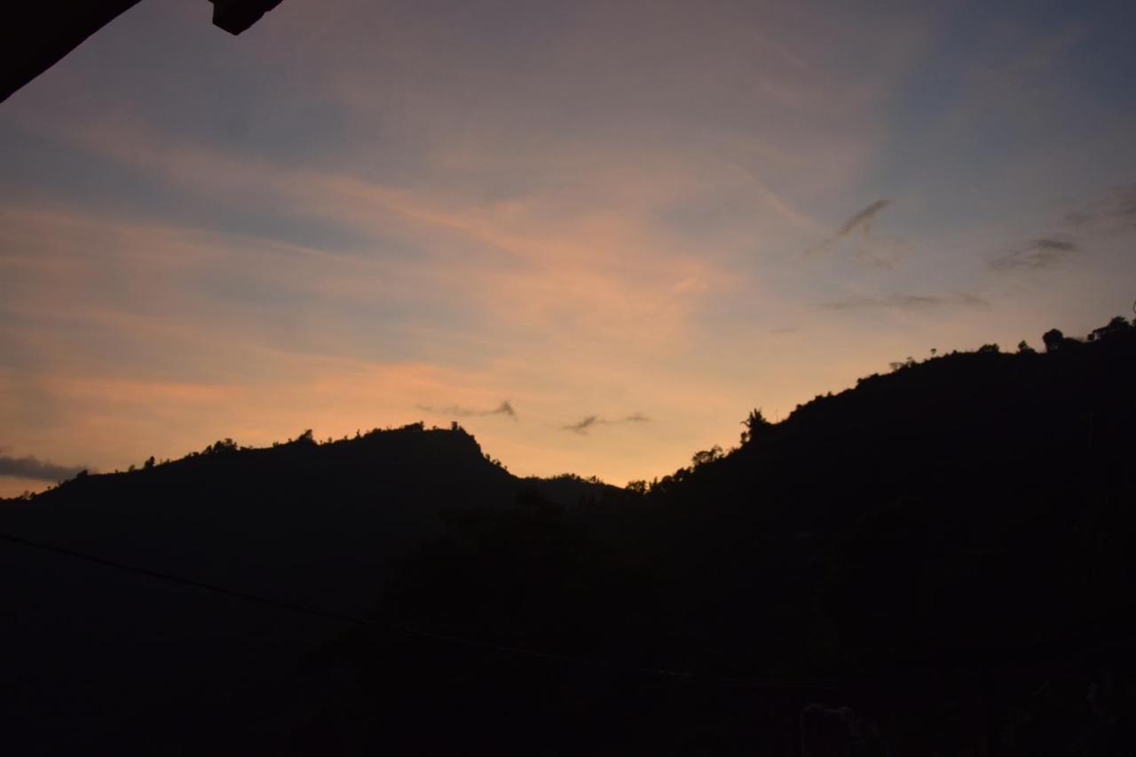 Hotel Siddhartha Garden Ayurveda Pokhara Zewnętrze zdjęcie